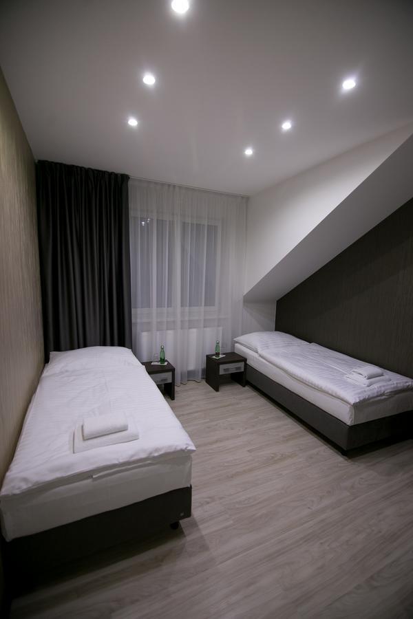 Hotel U Kostela โมดริเช ภายนอก รูปภาพ